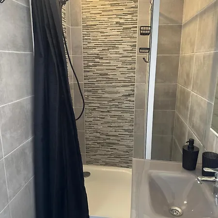 Apartmán Cocon Climatise Pres Des Thermes Allegre Les Fumades